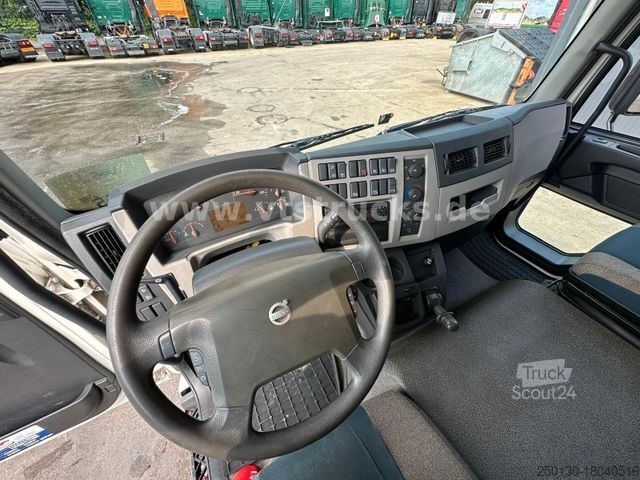 LKW mit Kofferaufbau VOLVO FL 210 4x2 Euro 6 Koffer mit Ladebordwand