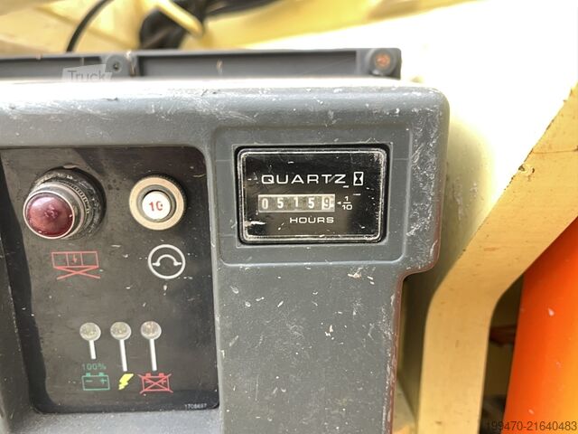 ножничный подъёмный стол JLG 1930ES (8m)