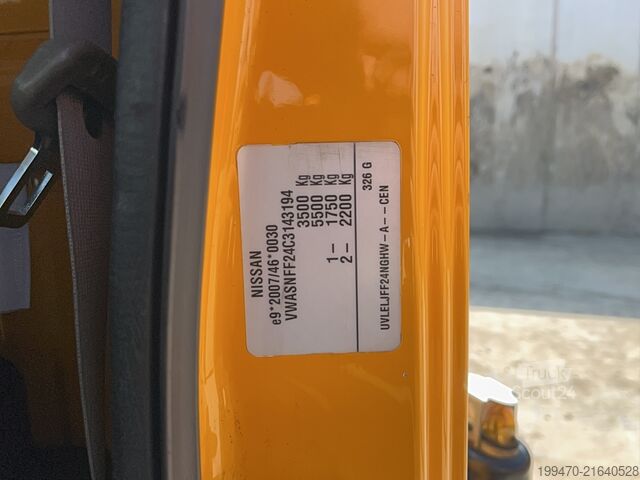 Plateforme élévatrice montée sur camion Palfinger P260B (26m) on Nissan 3.5 ton