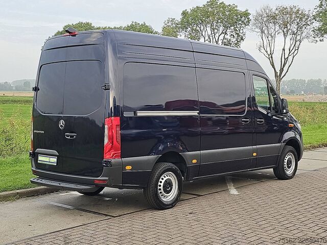 Kombi s vysokou strechou MERCEDES-BENZ SPRINTER 317 L2H2 LED Mbux10 AC