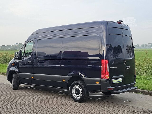 Kombi s vysokou strechou MERCEDES-BENZ SPRINTER 317 L2H2 LED Mbux10 AC