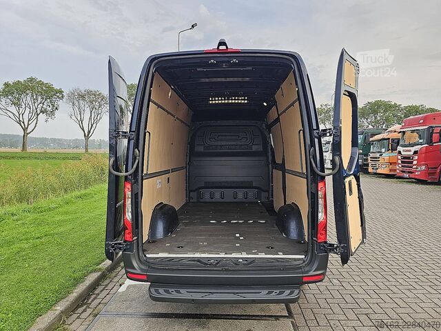 Kombi s vysokou strechou MERCEDES-BENZ SPRINTER 317 L2H2 LED Mbux10 AC