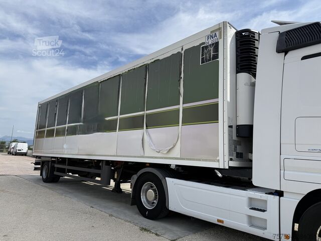 ψυκτικός ημιρυμουλκούμενος SCHMITZ SK010 Iso-Therm-Koffer 11.60m + Carrier