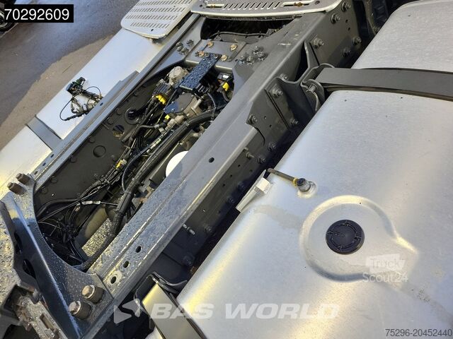 Volume tractor DAF XF 480 4X2 Mega SSC 2xTanks ACC Standklima Euro 6