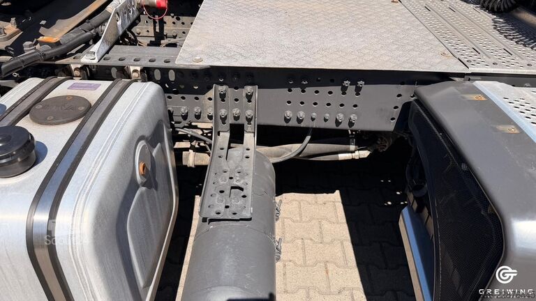 Tracteur routier standard MERCEDES-BENZ 1840 LS Streamspace Hydraulik Alcoa