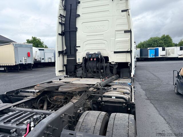 Tracteur routier standard VOLVO FH 500 4x2, Globetrotter XL Aero, UNFALL