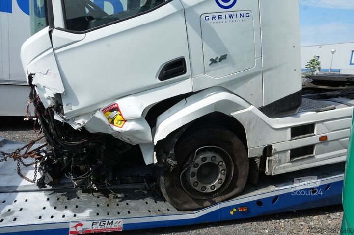 Tracteur routier standard DAF XF 480 FT, UNFALL