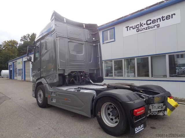 Tracteur routier standard DAF XG 530 FT VOLL Schubboden- + Kipphydraulik