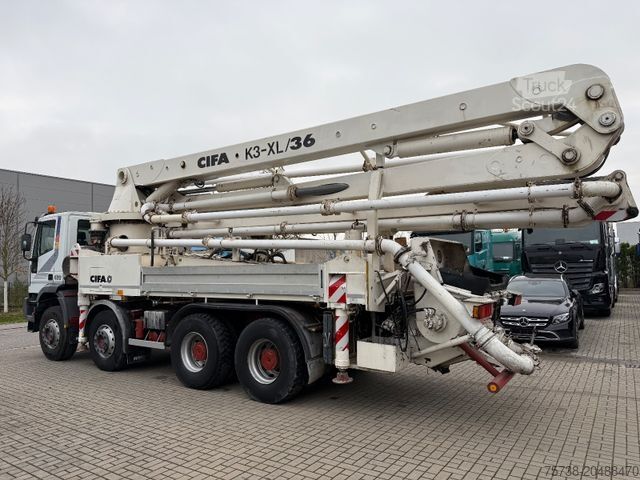 Автобетононасос IVECO EuroTrakker 410E42 Betonpumpe Cifa 36 Meter