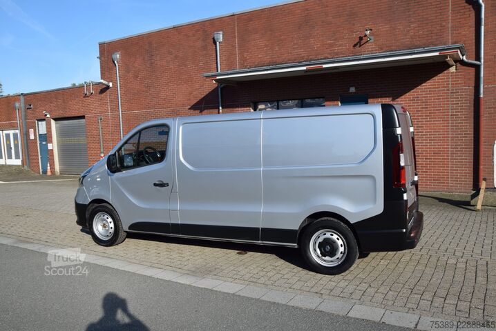 Dobozos furgon Renault Trafic  2,0 DCI L2H1 3,0t Tempomat Klima Navi LED