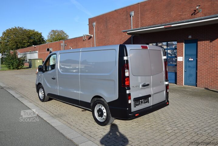 Dobozos furgon Renault Trafic  2,0 DCI L2H1 3,0t Tempomat Klima Navi LED