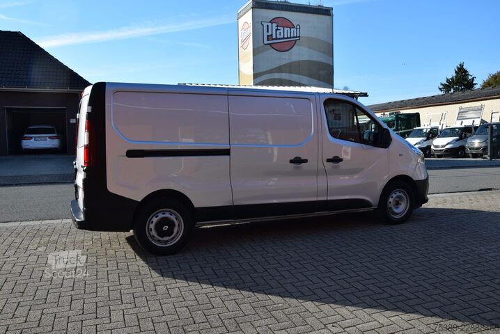 Dobozos furgon Renault Trafic  2,0 DCI L2H1 3,0t Tempomat Klima Navi LED
