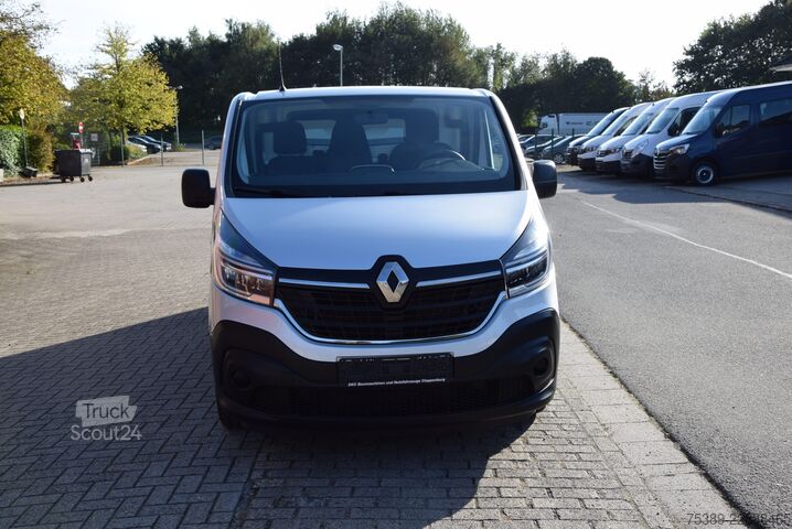 Dobozos furgon Renault Trafic  2,0 DCI L2H1 3,0t Tempomat Klima Navi LED