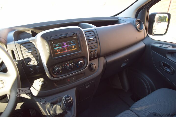 Dobozos furgon Renault Trafic  2,0 DCI L2H1 3,0t Tempomat Klima Navi LED