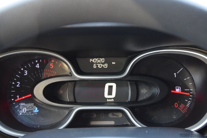 Dobozos furgon Renault Trafic  2,0 DCI L2H1 3,0t Tempomat Klima Navi LED