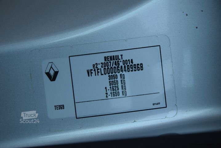 Dobozos furgon Renault Trafic  2,0 DCI L2H1 3,0t Tempomat Klima Navi LED