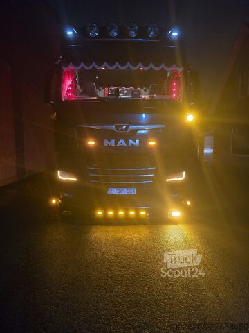 Tracteur routier standard MAN tgx 18.510