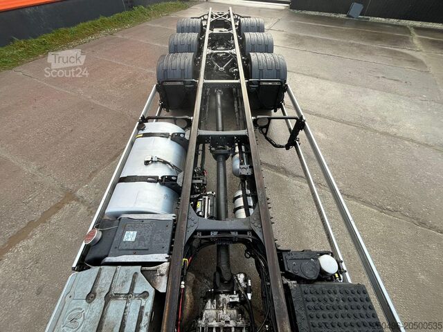 Chassis-Fahrerhaus Volvo FH 500 8x4*4 CHASSIS L=9398mm