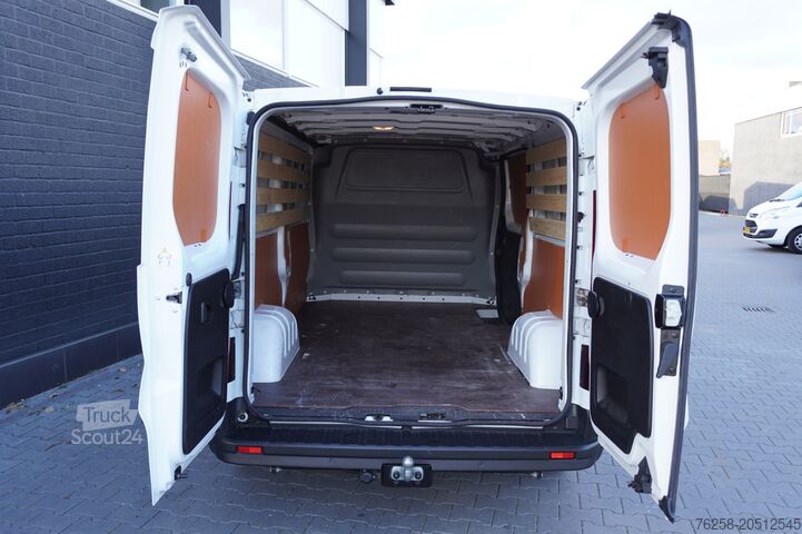 Delivery van Renault Trafic 2.0 dCi 110PK L2 EURO 6 - Airco - Cruise...