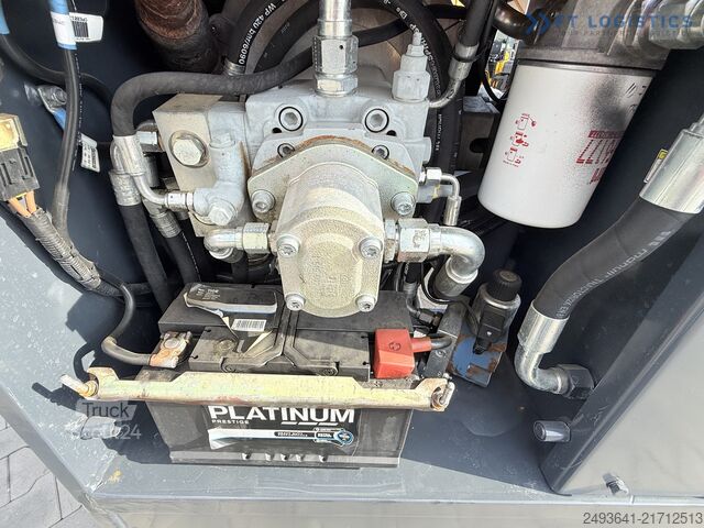 Carretilla retráctil de 4 vías Combilift C4000 / GAS / DUPLEX 4100 / POSITIONER