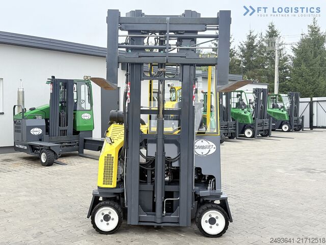Carretilla retráctil de 4 vías Combilift CB2500 DUPLEX 4100 DIESEL FREE-LIFT