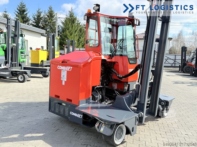 Carretilla retráctil de 4 vías Combilift C3000ET TRIPLEX 5940 WIDE FORK POSITIONE
