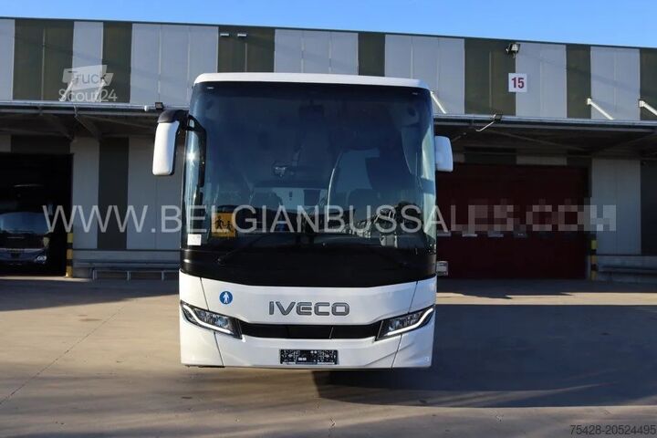 Intercitybus Iveco Crossway Line 12m pop light