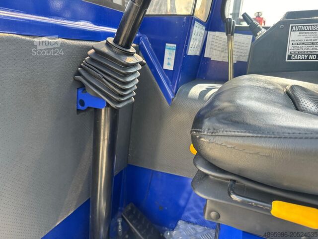 Chariot élévateur multidirectionnel Combilift C3000/ Mast 7500 mm /Teleskopic forks