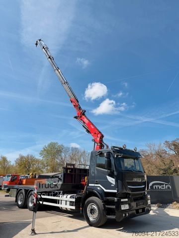 Tovornjak s ploščadjo IVECO Stralis X-Way 360 6x4 Pritsche Kran 23m AHK