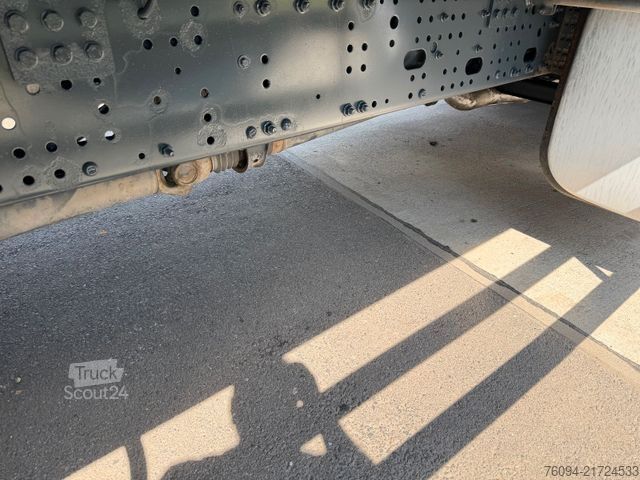 Tovornjak s ploščadjo IVECO Stralis X-Way 360 6x4 Pritsche Kran 23m AHK