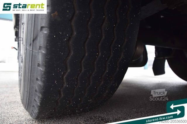 Auflieger mit Pritsche & Plane SCHMITZ CARGOBULL Liftachse Palettenkasten Multilook  SAF Achsen