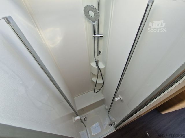 Полуинтегрированный автодом ADRIA Matrix 60Y 670 SL