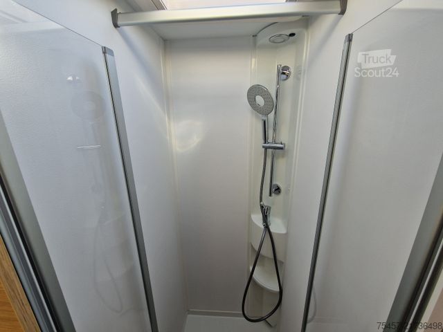 Полуинтегрированный автодом ADRIA Matrix 60Y 670 SL