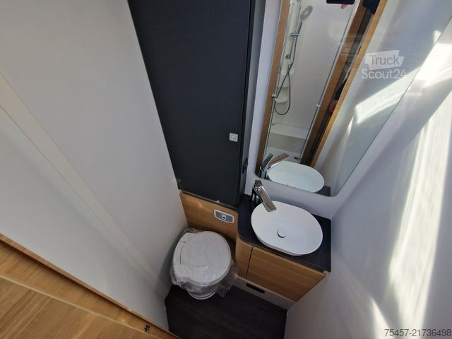 Полуинтегрированный автодом ADRIA Matrix 60Y 670 SL