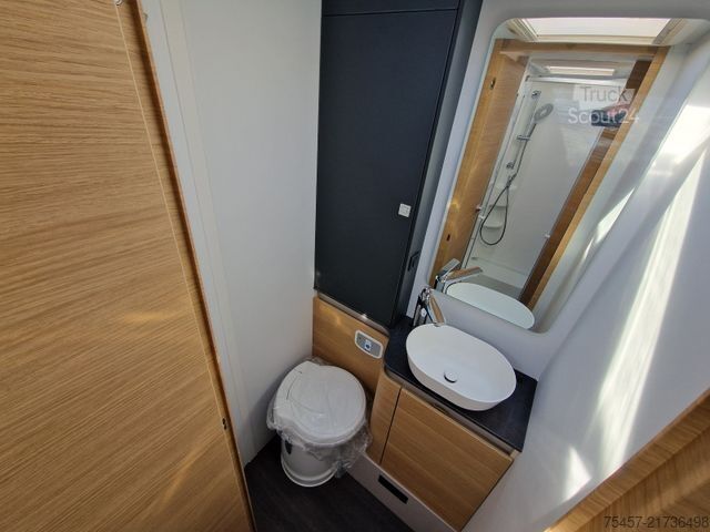 Полуинтегрированный автодом ADRIA Matrix 60Y 670 SL