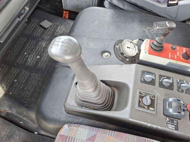 Skříňový nákladní automobil IVECO FF135E24W 4x4 Allrad THW GKW1 Seilwinde 9-Sitzer