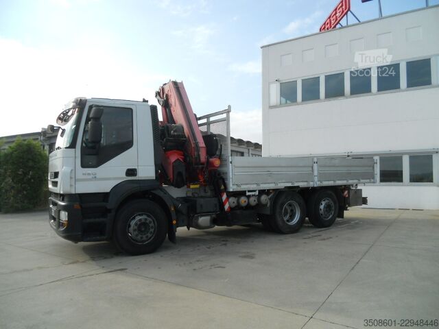 камион с кран и фиксирана каросерия Iveco STRALIS 420