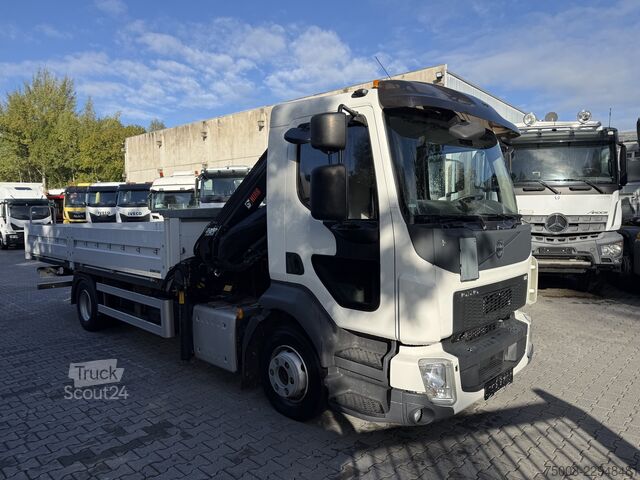 Vrachtauto met open laadbak Volvo FL 210 Kran Hiab X-HiDuo 082
