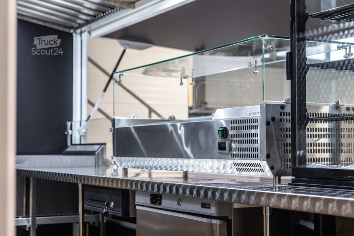 Magasin Mobile Man FOOD TRUCK Imbiss Handlowy Burger