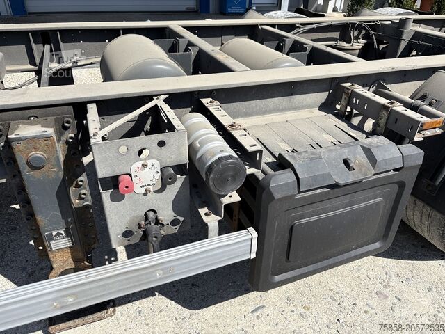 Šasija koja se može razmenjivati u trejleru sonstige BDF Multiwechsler Verzinkt Breitreifen