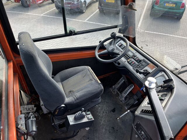 Standard-SZM Terberg YT 182 / Terminal Tractor / Airco / Cummins