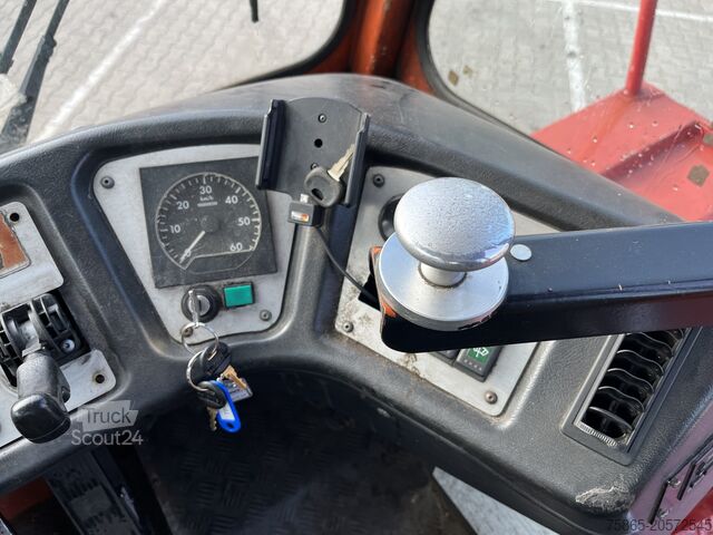 Standard-SZM Terberg YT 182 / Terminal Tractor / Airco / Cummins