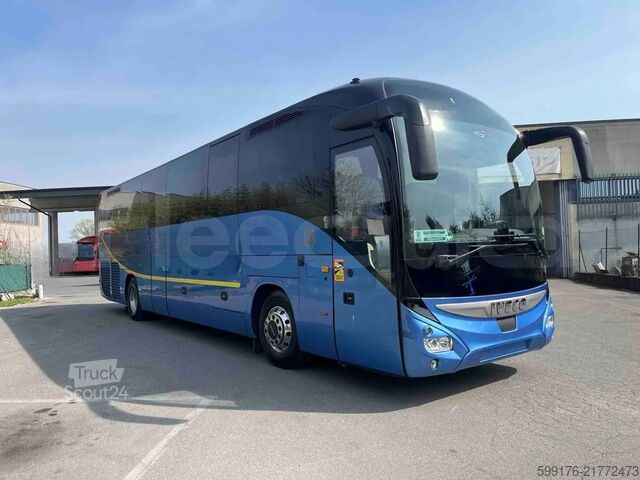 حافلة سياحية Iveco Magelys