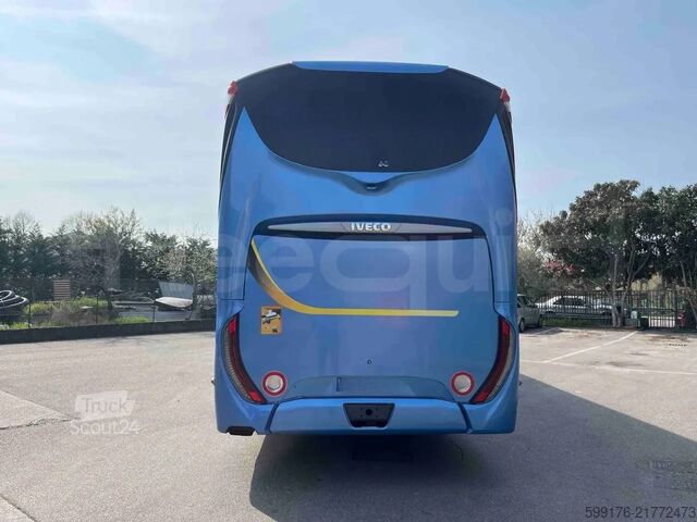 حافلة سياحية Iveco Magelys