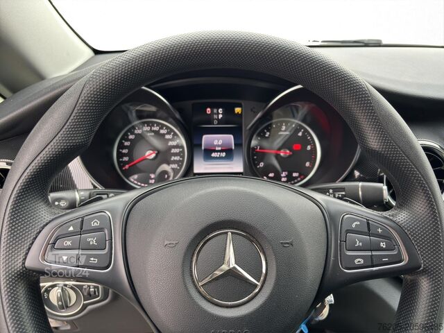 Minibus Mercedes-Benz V 220 d Lang Liege-Paket, Tisch