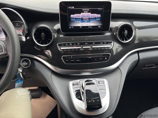 Minibus Mercedes-Benz V 220 d Lang Liege-Paket, Tisch