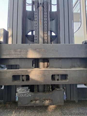 Hubtex MQ45 4-way forklift Hubtex MQ45