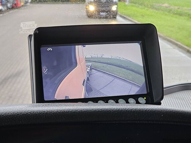 Standaard trekker MERCEDES-BENZ ACTROS 1841