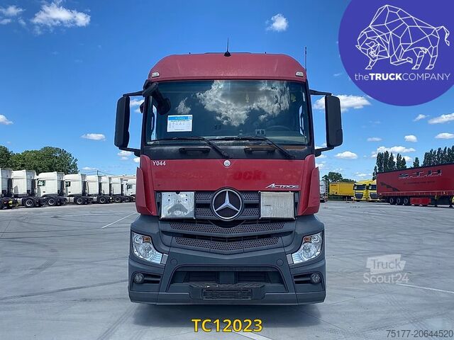معيار SZM Mercedes-Benz Actros 1842