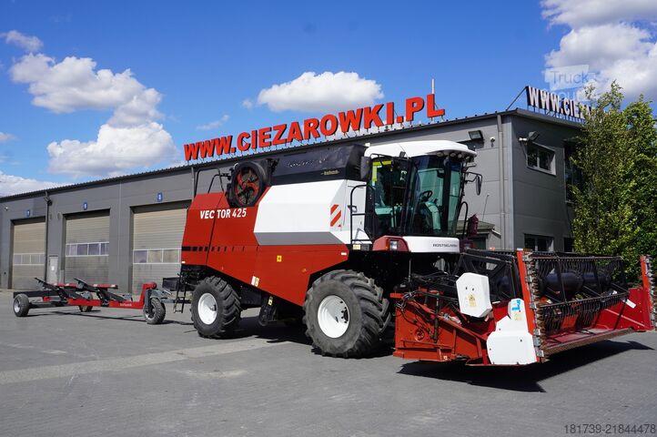 комбайн для збирання врожаю Rostselmash VECTOR 425 RSM-101 grain harvester+Heade